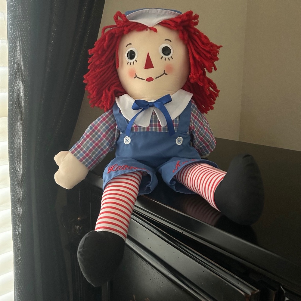 Raggedy Andy 25”. NWOT